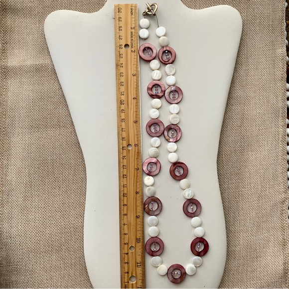 24 Inch Pink/White Fashion Beaded  Necklace - Picture 5 of 15